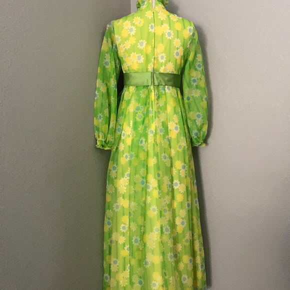 Vintage Daisy Floral Sheer Maxi Dress Satin Bow - Picture 3 of 8
